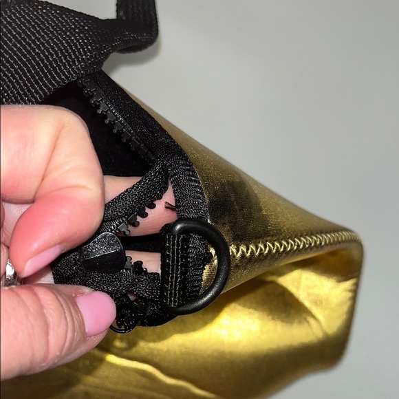 Gold Tote Bag - Picture 12 of 16